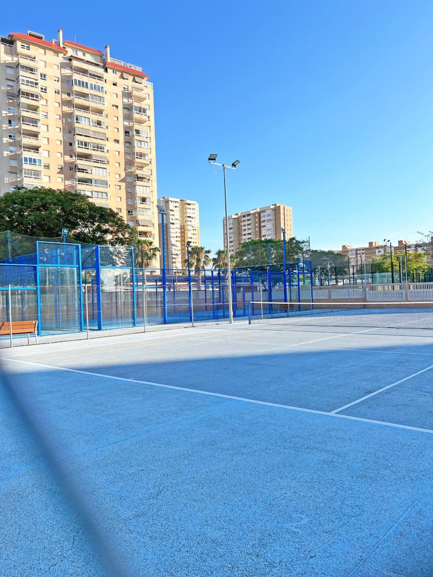 Coqueto Con Piscina, Nuevo A 50M Del Mar, Parking Gratis Apartman El Campello Kültér fotó