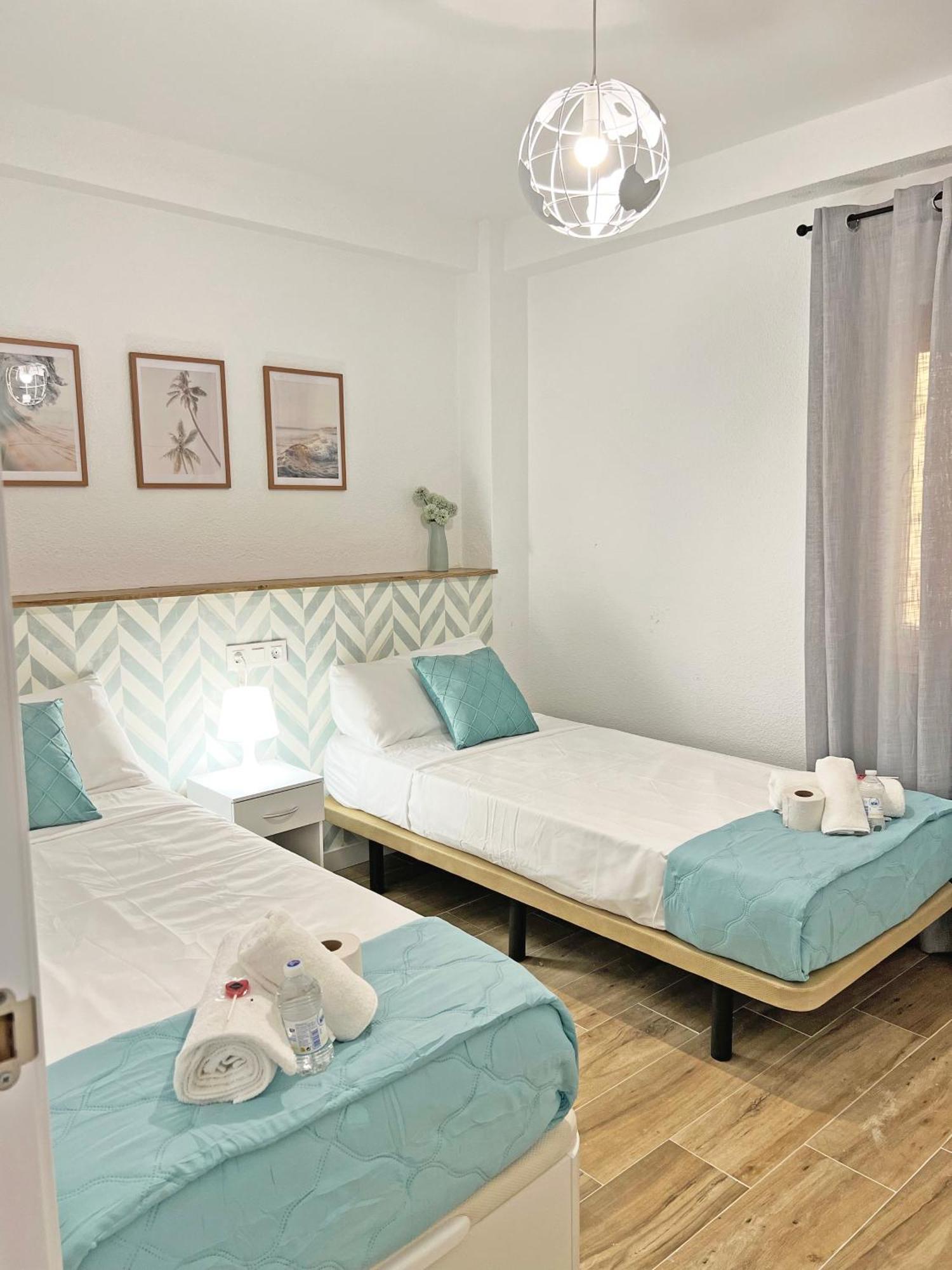 Coqueto Con Piscina, Nuevo A 50M Del Mar, Parking Gratis Apartman El Campello Kültér fotó