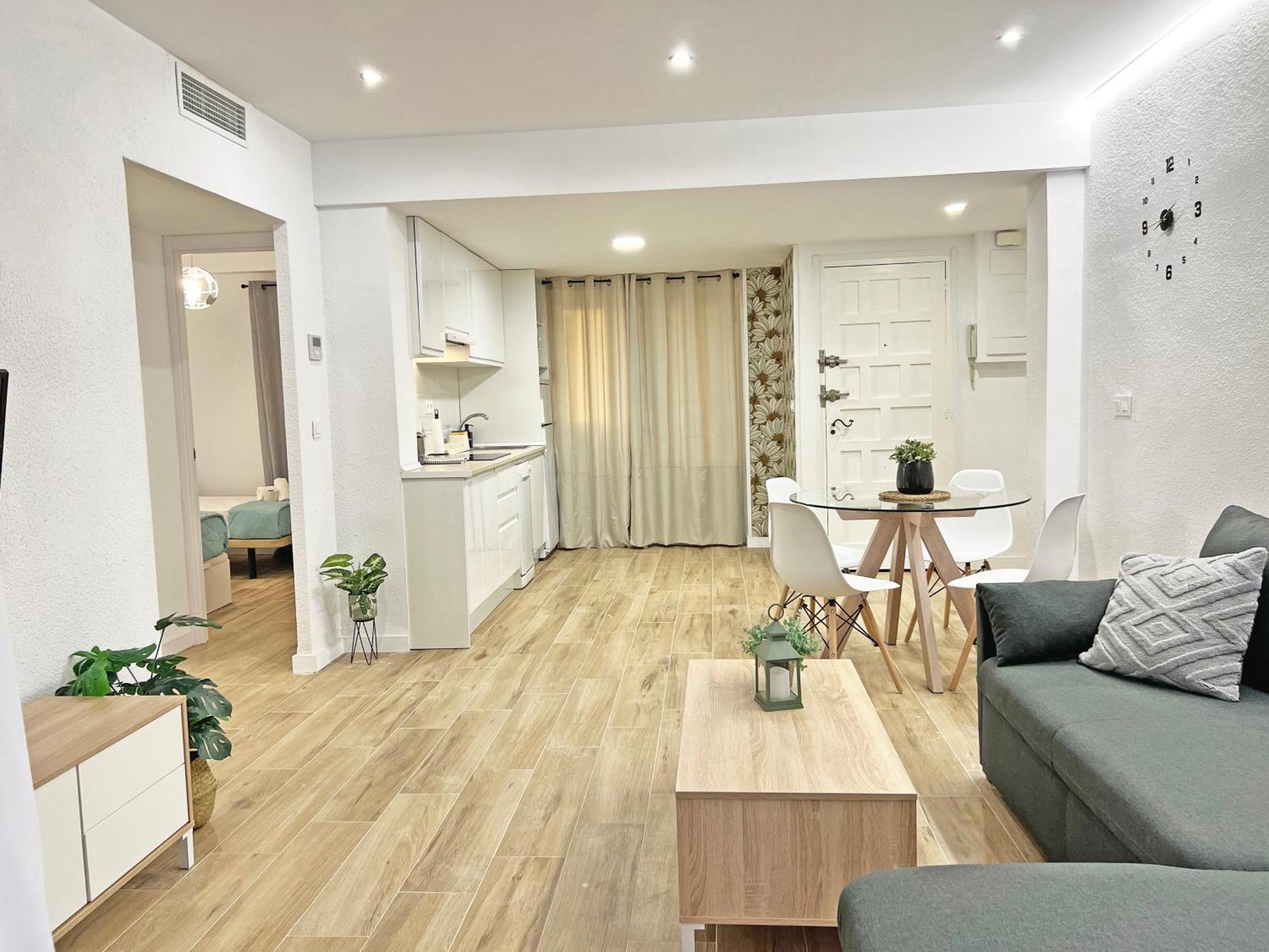 Coqueto Con Piscina, Nuevo A 50M Del Mar, Parking Gratis Apartman El Campello Kültér fotó