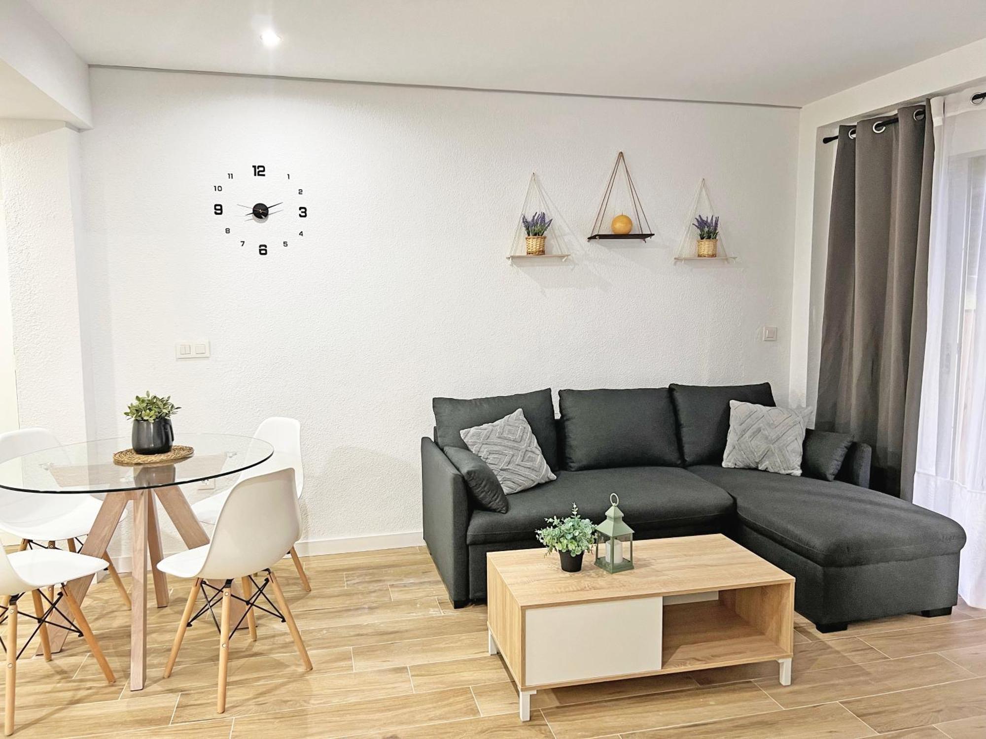Coqueto Con Piscina, Nuevo A 50M Del Mar, Parking Gratis Apartman El Campello Kültér fotó